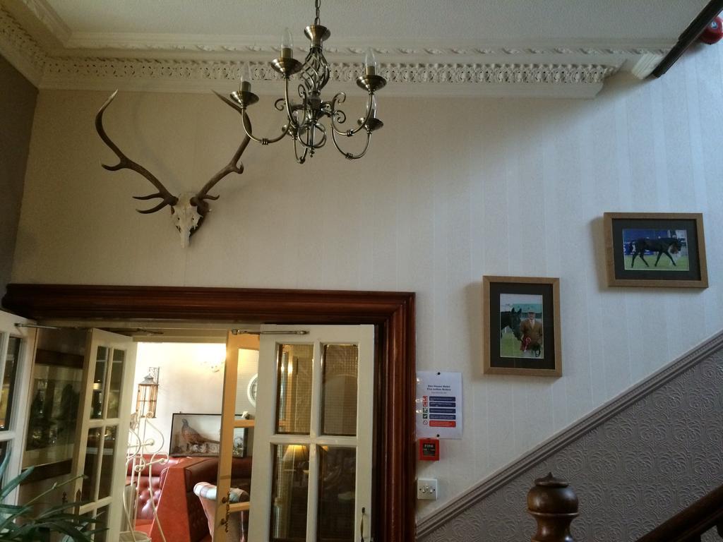 Elm Guest House Hawick Eksteriør bilde