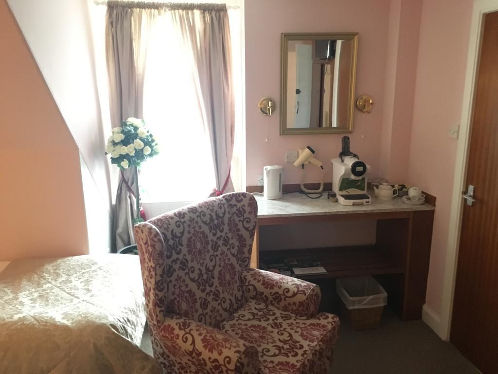 Elm Guest House Hawick Eksteriør bilde